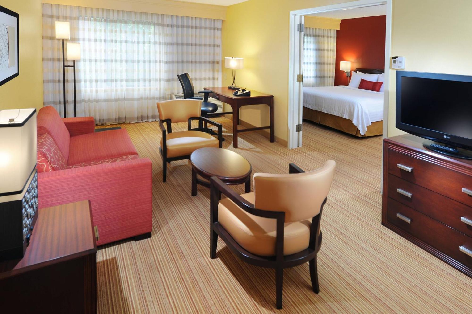 Courtyard By Marriott Houston Hobby Airport Ξενοδοχείο Εξωτερικό φωτογραφία