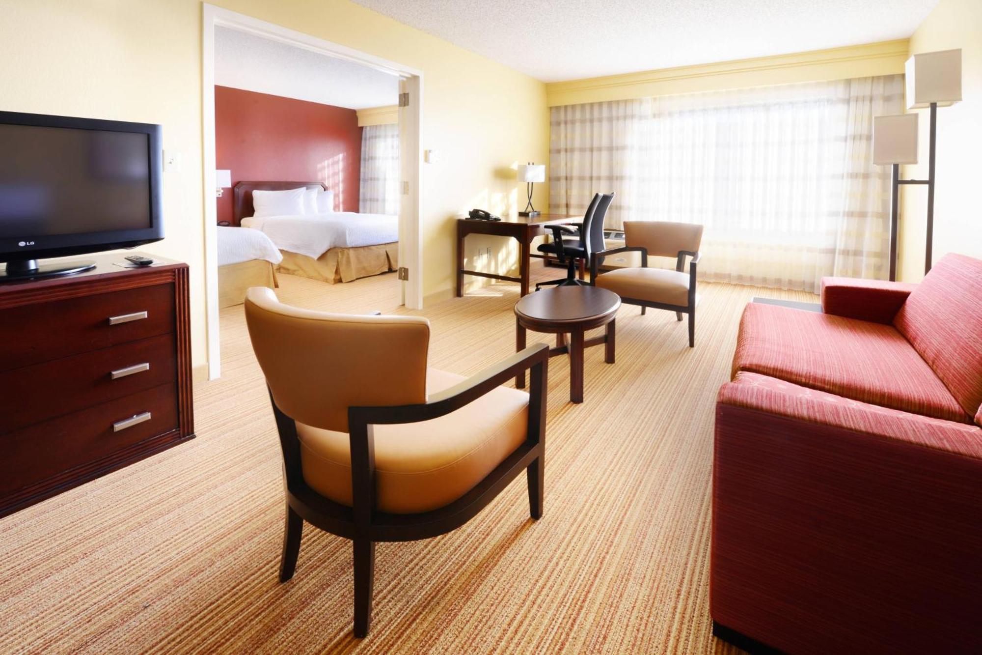 Courtyard By Marriott Houston Hobby Airport Ξενοδοχείο Εξωτερικό φωτογραφία